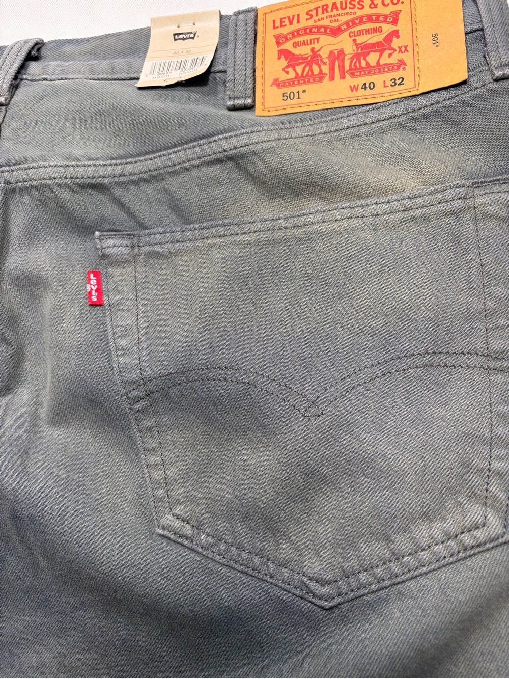Levi's Men's Straight Jeans in Washed Blue-Gray - Picture 11 of 11